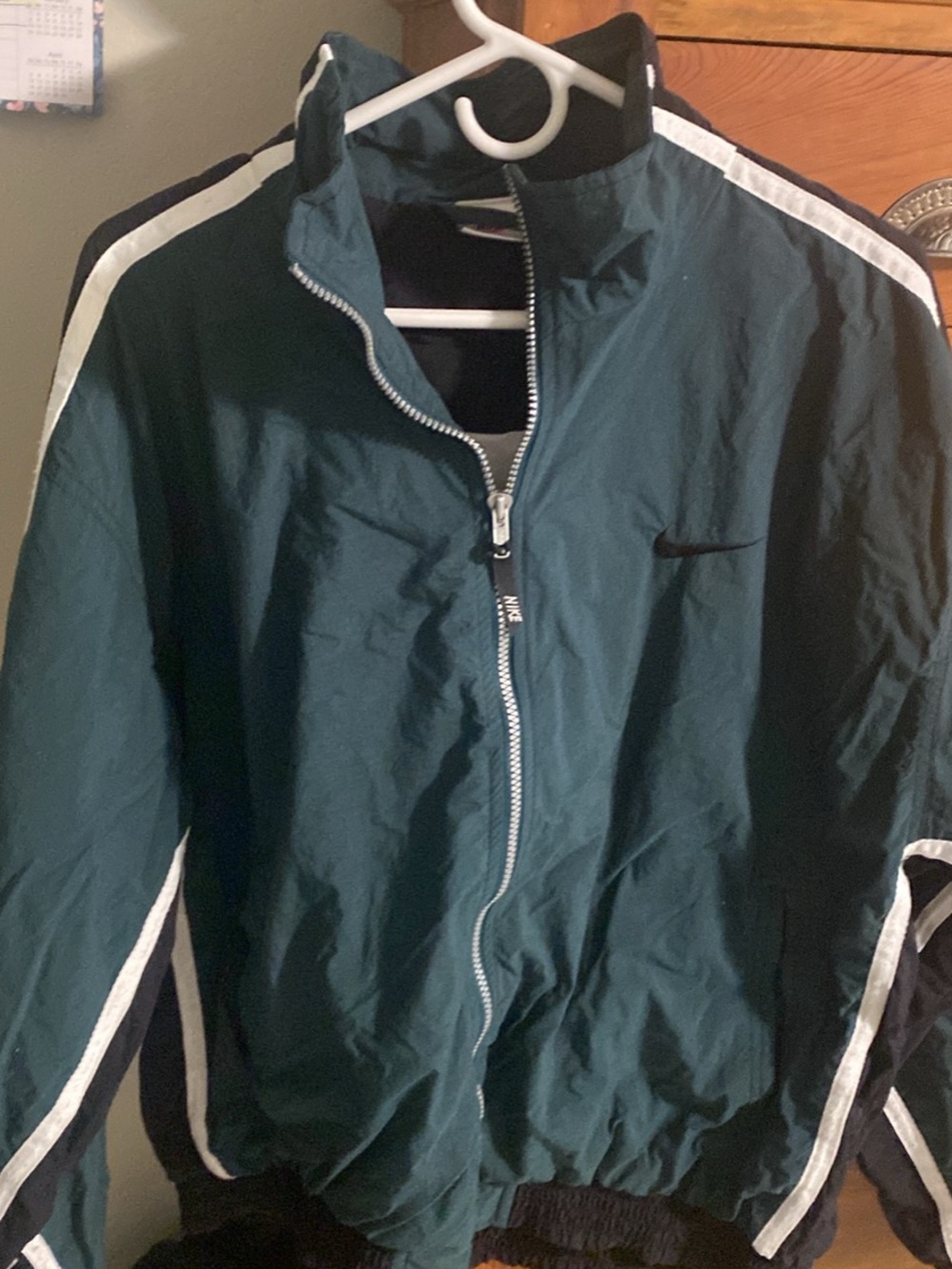 Nike Women's Teal Windbreaker Jacket with White Stripe University Of Oregon